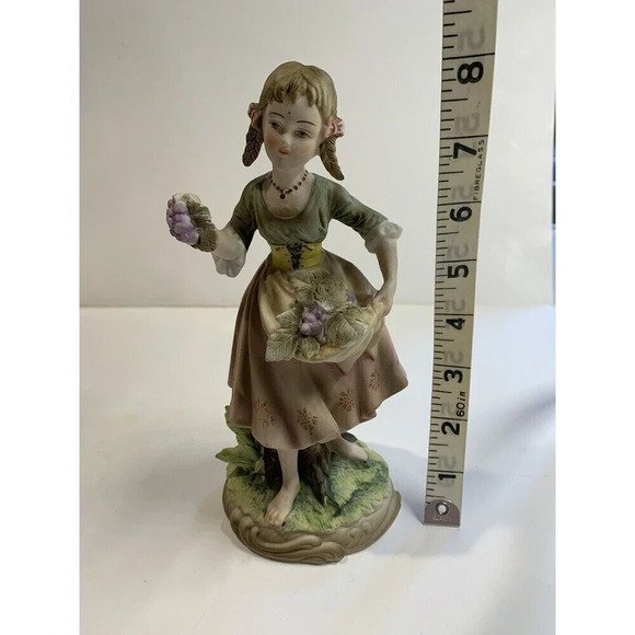 Vintage Andrea by Sadek Bisque Girl with Grapes Hand Painted Figurine 7161 Japan - Picture 6 of 7